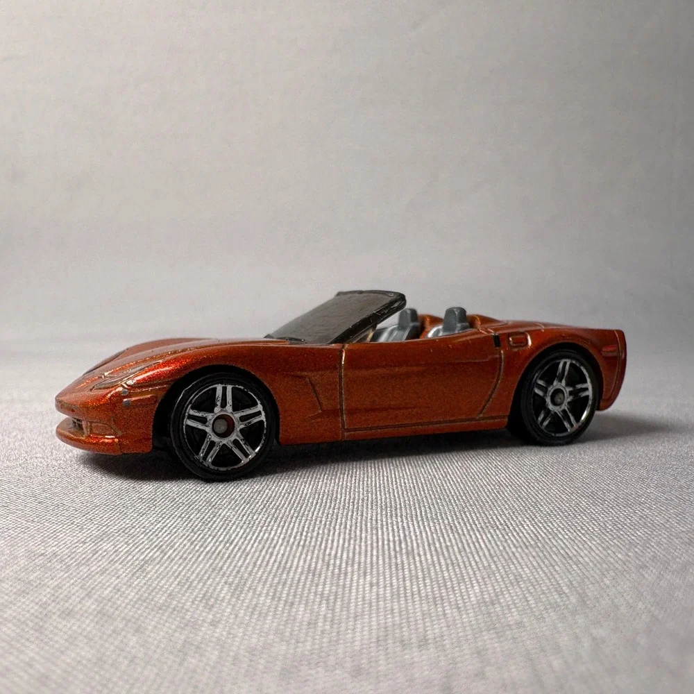 Hot Wheels Corvette C6 Convertible Metallic Orange Diecast Car Malaysia B35 1:64